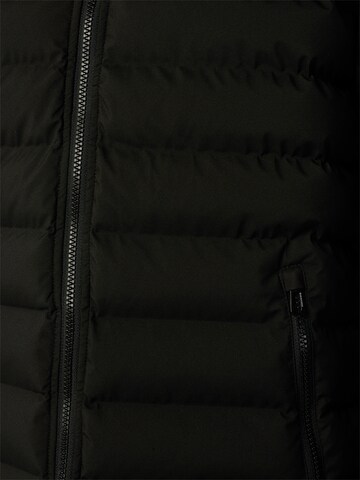 No Excess Between-season jacket in Black