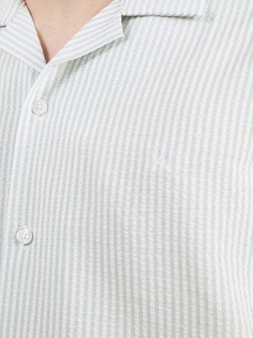 Kronstadt Comfort Fit Skjorta 'Montes' i grön