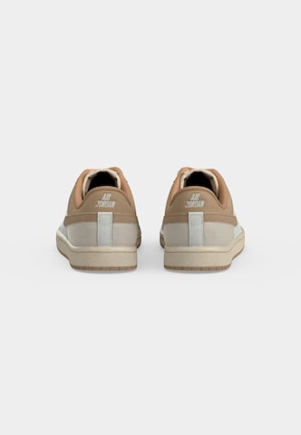 Jordan Sneaker 'Air Skyline' in Braun
