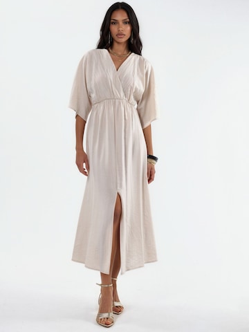 Busem Midi Kleid in Beige: Vorderseite
