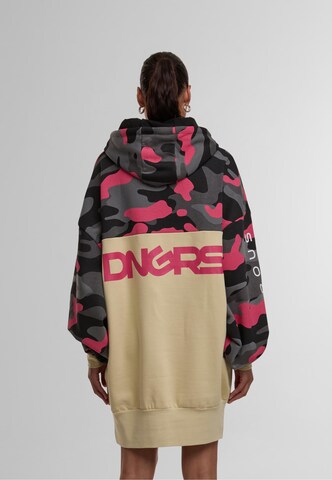 Robe Dangerous DNGRS en beige