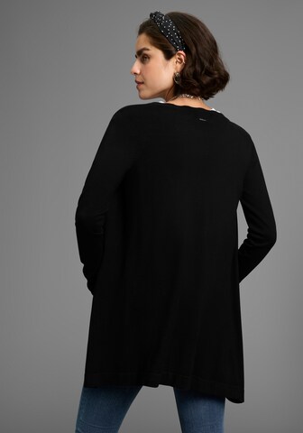 LAURA SCOTT Knit Cardigan in Black