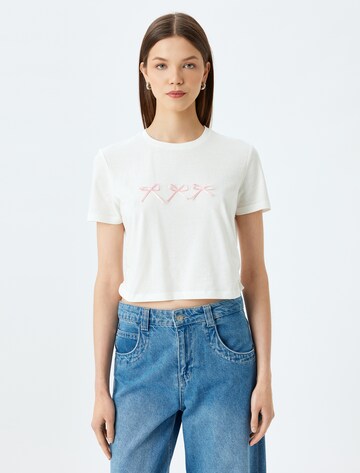 Koton T-shirt in Weiß: Vorderseite