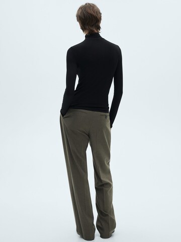 Tricou 'SECONDA' de la MANGO pe negru