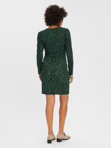 Rochie 'Hayli Tess' de la MAMALICIOUS pe verde