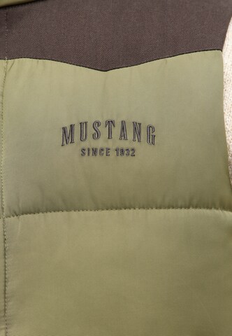 MUSTANG Steppweste 'Dublin' in Grün