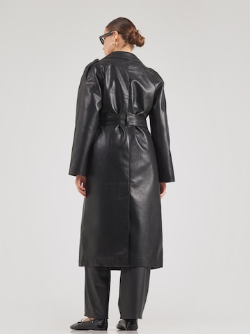 Manteau mi-saison Gina Tricot en noir