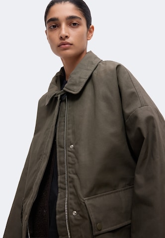 Parka mi-saison 'MAINE' Embassy of Bricks and Logs en gris