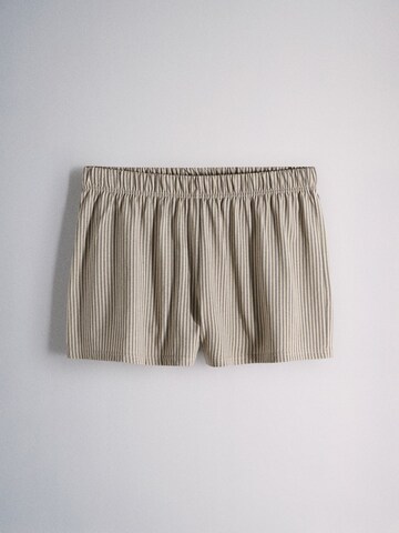 The Set Shorty in Grau