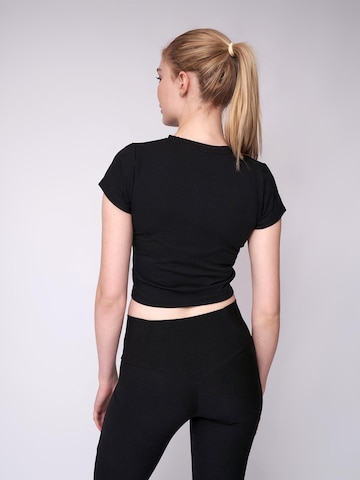 Fortex Fitness - Top deportivo 'Essential Crop Top' en negro