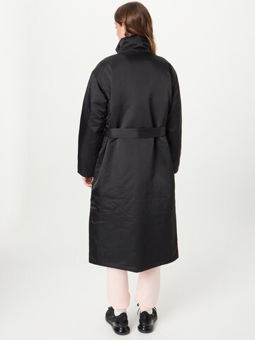 Manteau mi-saison Nike Sportswear en noir