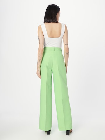 Wide leg Pantaloni con pieghe di Essentiel Antwerp in verde