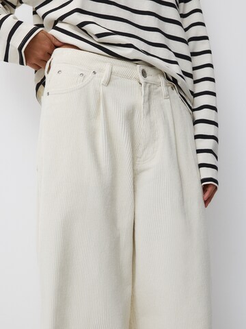 Pull&Bear Wide leg Jeans i beige