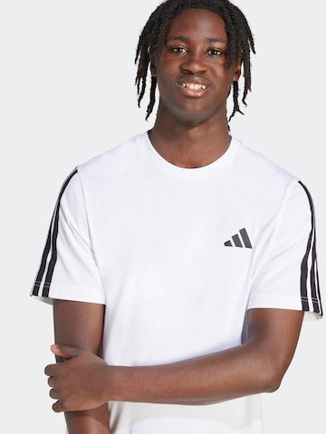 T-Shirt fonctionnel ADIDAS SPORTSWEAR en blanc