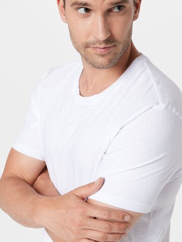 ADIDAS SPORTSWEAR Performance shirt in White
