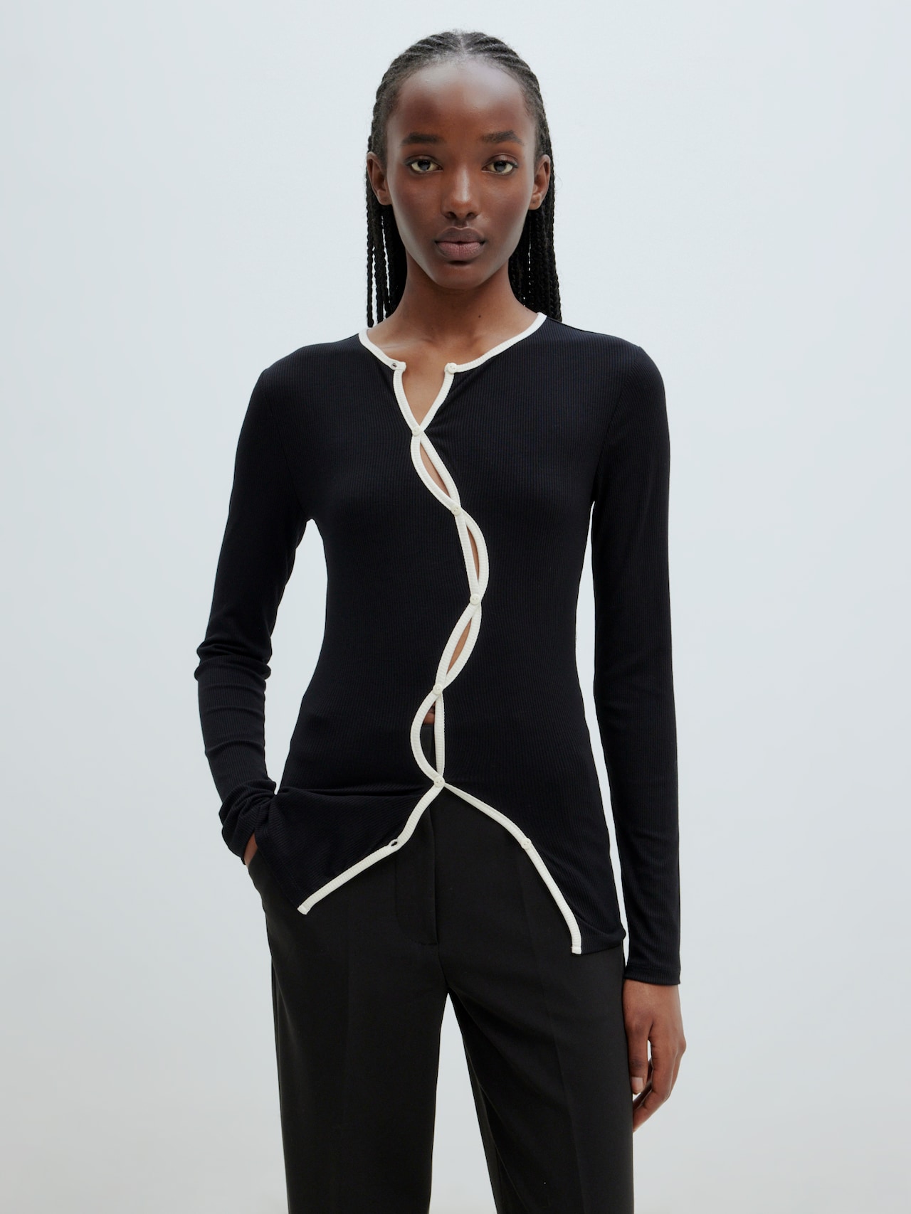 EDITED Produkte Shirt 'Yosefine' schwarz