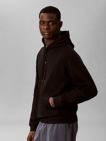 Calvin Klein Sweatshirt in Black