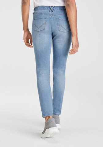H.I.S Slim fit Jeans in Blue: front