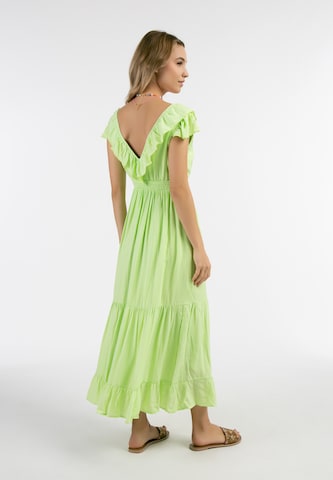 Rochie de vară de la IZIA pe verde