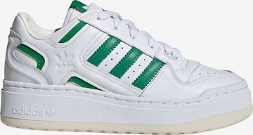 Baskets basses ADIDAS ORIGINALS en blanc