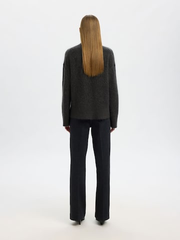 Pullover di SELECTED in grigio