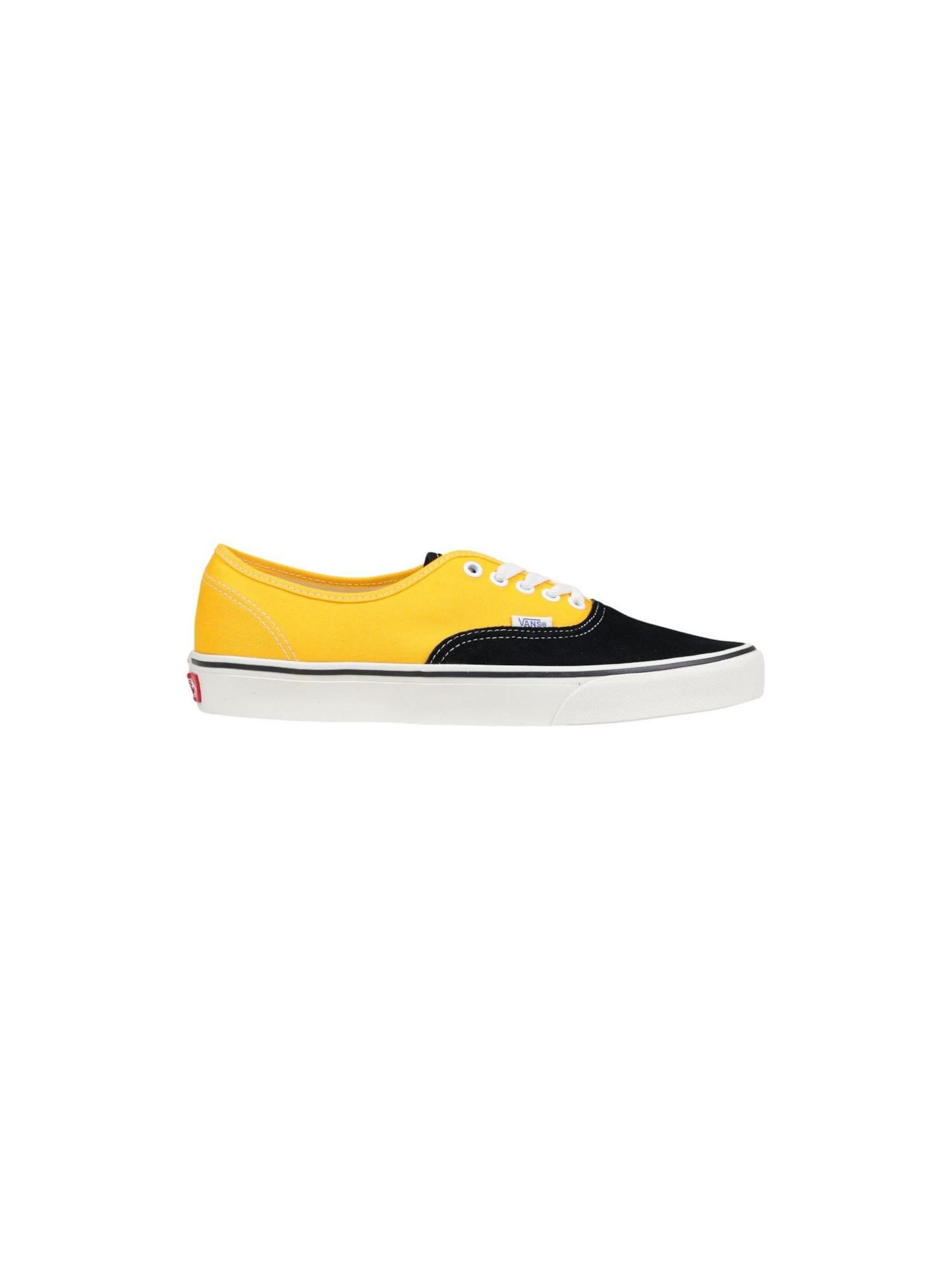 Sneaker bassa di VANS in nero: frontale