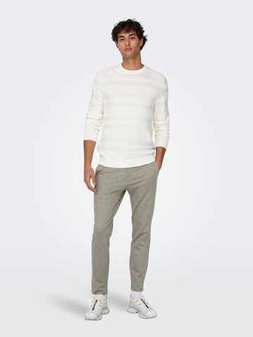 Coupe slim Pantalon chino 'ONSMark' Only & Sons en gris