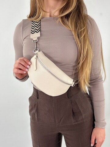 lePelou Fanny Pack 'THEA small' in Beige