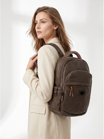 Zaino 'Zaino Coveri unisex poliestere - Chiusura zip e tasche laterali' di Coveri Collection in marrone