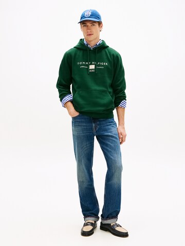 TOMMY HILFIGER Mikina 'Brand Love' – zelená