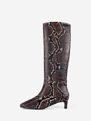 L37 HANDMADE SHOES Boots 'EASY TO ACHIEVE' in Braun: Vorderseite