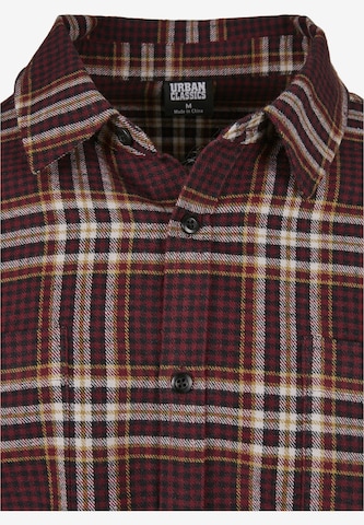 Urban Classics Regular fit Button Up Shirt in Brown