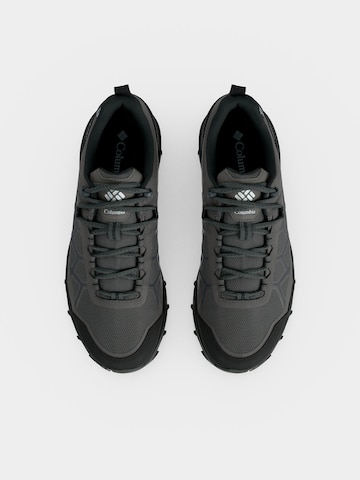 COLUMBIA Lage schoen 'PEAKFREAK™ 3' in Grijs