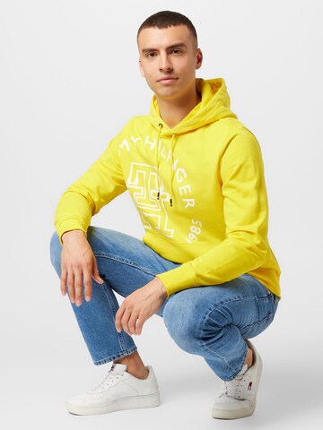 TOMMY HILFIGER Tréning póló - sárga