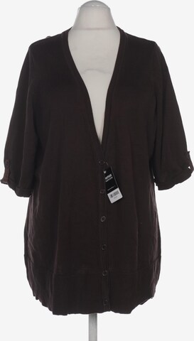 Emilia Lay Sweater & Cardigan in 6XL in Brown: front