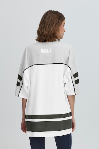 T-shirt Ball en blanc
