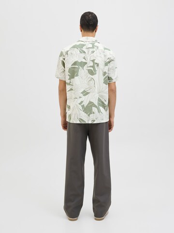 Coupe regular Chemise 'JPRBLUBAHAMAS' JACK & JONES en vert