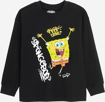 Cool Club Collegepaita värissä musta: etupuoli