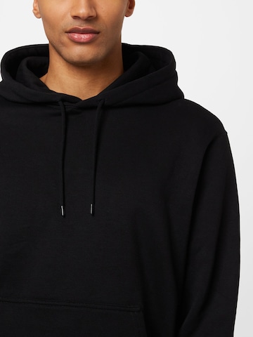 WEEKDAY Sweatshirt in Black