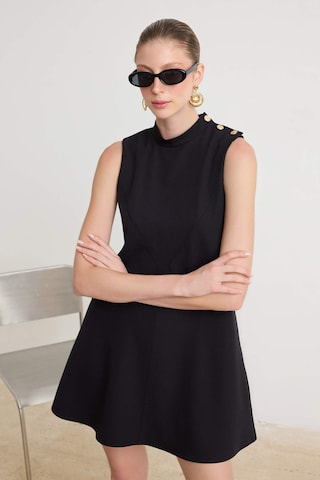 Robe 'TWOSS26EL00300' Trendyol en noir : devant
