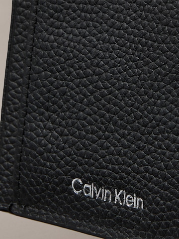 Calvin Klein Toos, värv must