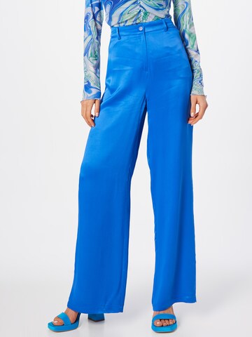 Trendyol Wide leg Pants in Blue: front