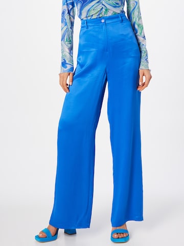 Trendyol Wide leg Broek in Blauw: voorkant