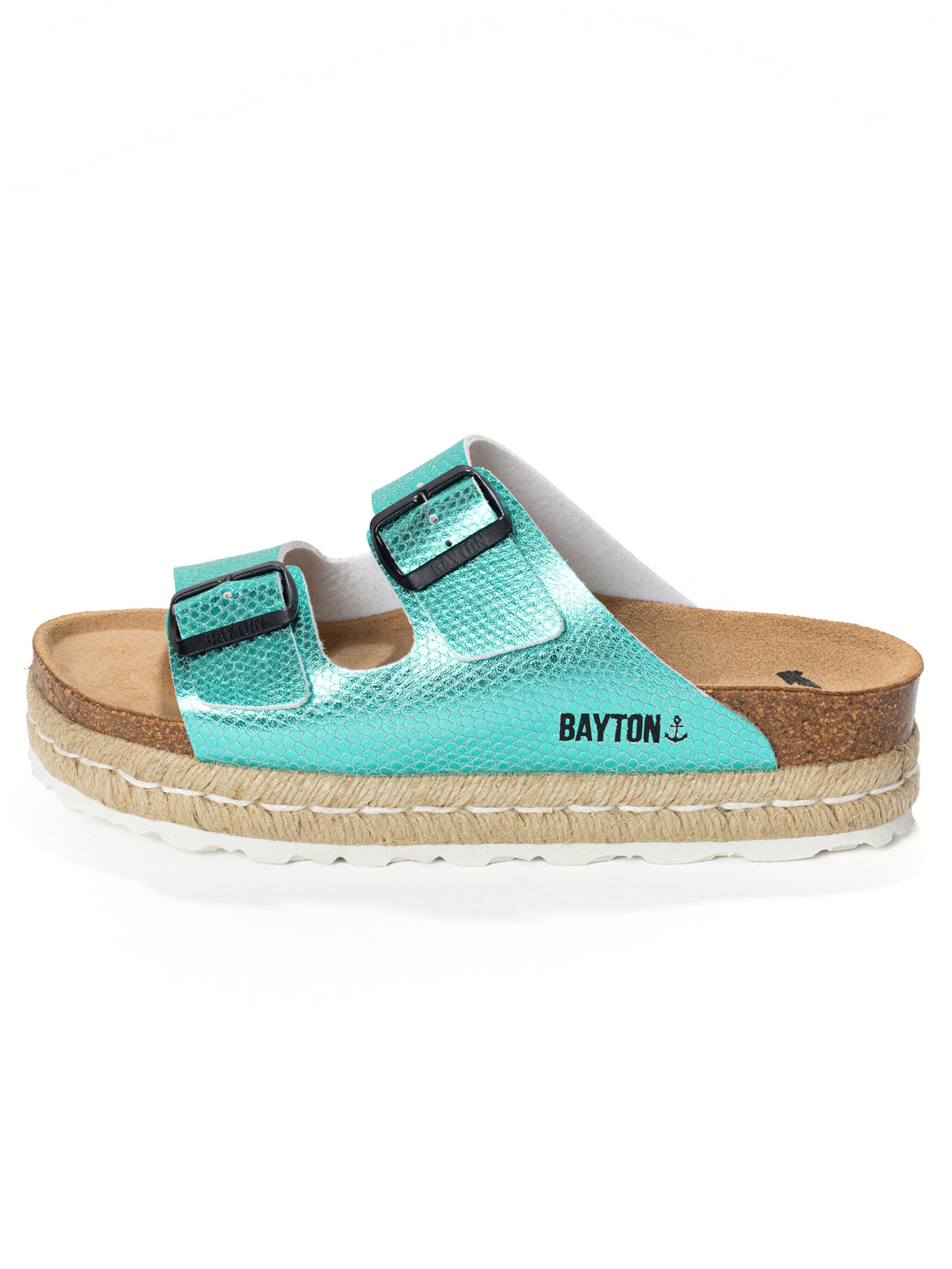 Saboți 'Alcee' de la Bayton pe verde: față