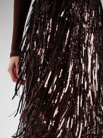 Gonna di & Other Stories in marrone