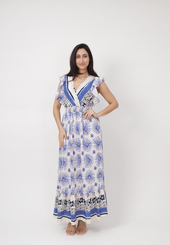 Elara Kjole i blå: forside