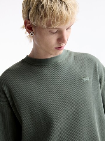 Pull&Bear Shirt in Green