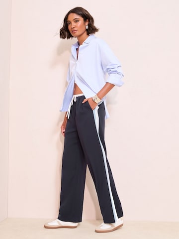 Friends Like These Szeroka nogawka Spodnie w kolorze niebieski