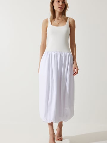 Happiness İstanbul Платье в Белый