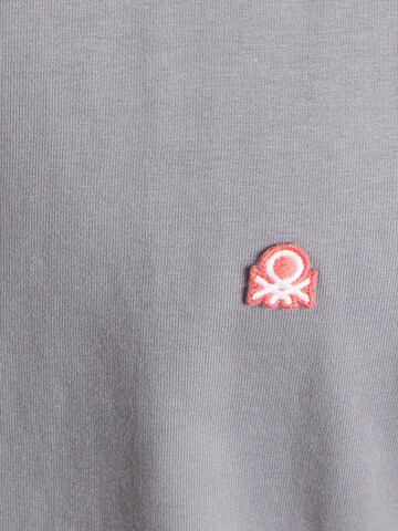 UNITED COLORS OF BENETTON Shirt in Grey